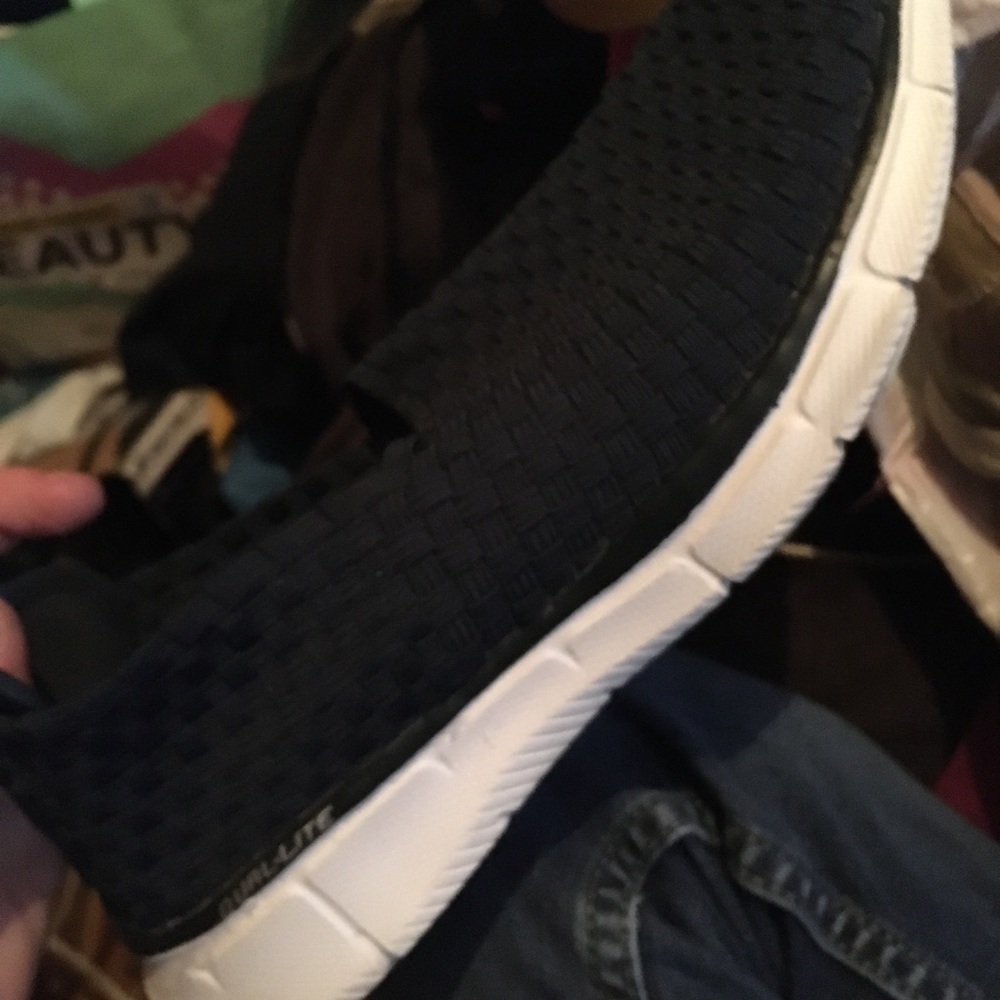 Sketchers lot